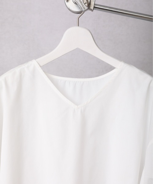 ap retro（アプレトロ）の「２WAYボリューム袖ペプラムブラウス（シャツ/ブラウス・レディース・ホワイト/ブラック/ベージュ/ライトブルー/ネイビー・FREE）」の13枚目の写真