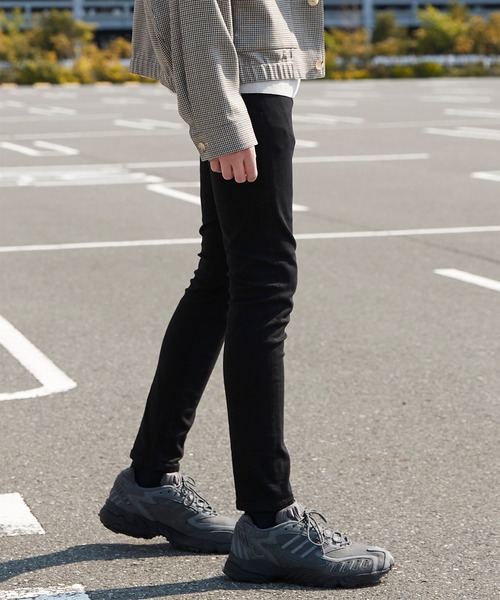 LIDNM(リドム)の「ISKO HI-STRETCH SKINNY(デニムパンツ・メンズ・ブラック・31inch/29inch/27inch)」の7枚目の写真
