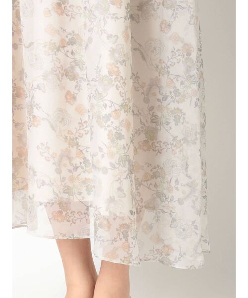 MERCURYDUO（マーキュリーデュオ）の「コルセットベルト付ペイズリーロングワンピース（ワンピース・レディース・ブルー/ベージュ・SMALL/MEDIUM）」の17枚目の写真