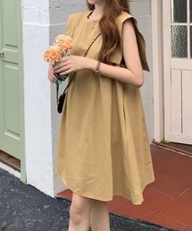 スクエアショルダーワンピース