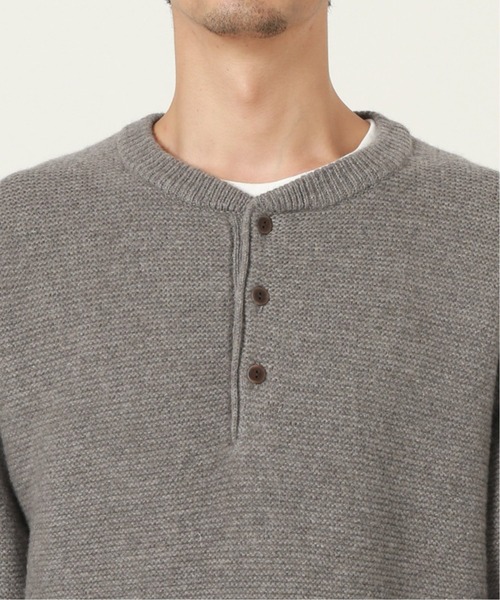 JOURNAL STANDARD relume（ジャーナルスタンダード　レリューム）の「HAMILTON WOOL オーバーサイズヘンリーネックニット（ニット/セーター・メンズ・キャメル/グレー/ブラック/ダークブラウン・MEDIUM/LARGE）」の6枚目の写真
