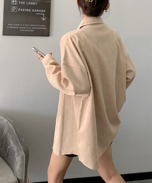 ABITOKYO（アビトーキョー）の「コーデュロイオーバーシャツ（シャツ/ブラウス・レディース・ベージュ/グレー/ブルー/モカ/ボルドー/カーキ/キャメル・FREE）」の4枚目の写真