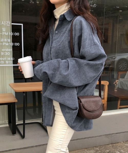 ABITOKYO（アビトーキョー）の「コーデュロイオーバーシャツ（シャツ/ブラウス・レディース・ベージュ/グレー/ブルー/モカ/ボルドー/カーキ/キャメル・FREE）」の12枚目の写真