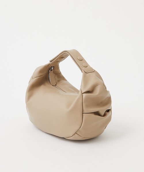 GALLARDAGALANTE（ガリャルダガランテ）の「2WAYラウンドギャザーバッグ（ショルダーバッグ・レディース・ブラック/ベージュ・FREE）」の10枚目の写真