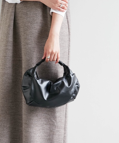 GALLARDAGALANTE（ガリャルダガランテ）の「2WAYラウンドギャザーバッグ（ショルダーバッグ・レディース・ブラック/ベージュ・FREE）」の22枚目の写真