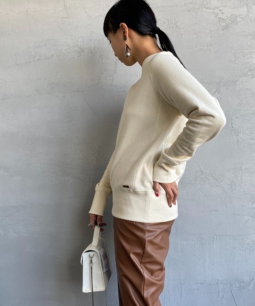 MICA&DEAL（マイカ＆ディール）の「[MICA&DEAL/マイカアンドディール] コットン裏毛 ラグランスウェットプルオーバー（スウェット・レディース・ブラック/オフホワイト/グレー系その他・40/38/36）」の9枚目の写真