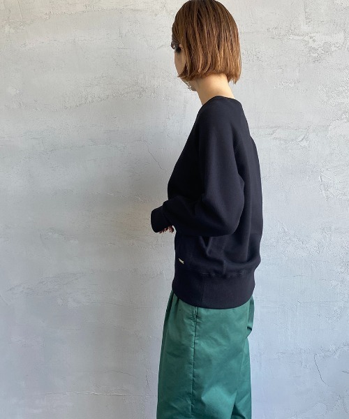 MICA&DEAL（マイカ＆ディール）の「[MICA&DEAL/マイカアンドディール] コットン裏毛 ラグランスウェットプルオーバー（スウェット・レディース・ブラック/オフホワイト/グレー系その他・40/38/36）」の16枚目の写真