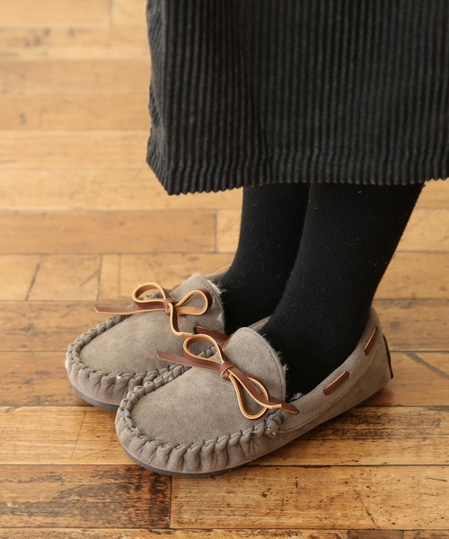 mooimooi（モーイモーイ）の「ベビー&キッズ モカシン（モカシン/デッキシューズ・キッズ・ブラック/ブラウン/キャメル/スモークピンク/グレイッシュベージュ/アイボリー/チャコールグレー・16.0cm/17.0cm/18.0cm/19.0cm/20.0cm/21.0cm）」の9枚目の写真