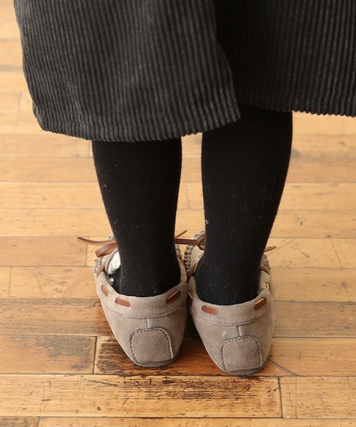 mooimooi（モーイモーイ）の「ベビー&キッズ モカシン（モカシン/デッキシューズ・キッズ・ブラック/ブラウン/キャメル/スモークピンク/グレイッシュベージュ/アイボリー/チャコールグレー・16.0cm/17.0cm/18.0cm/19.0cm/20.0cm/21.0cm）」の11枚目の写真