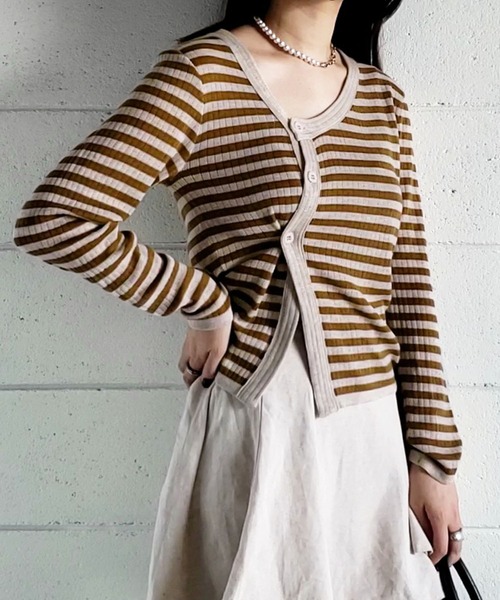 me+em select（ミームセレクト）の「【数量限定販売】釦スリットリブボーダートップス（カーディガン/ボレロ・レディース・ブラウン/ブラック/グレー/グリーン・FREE）」の20枚目の写真