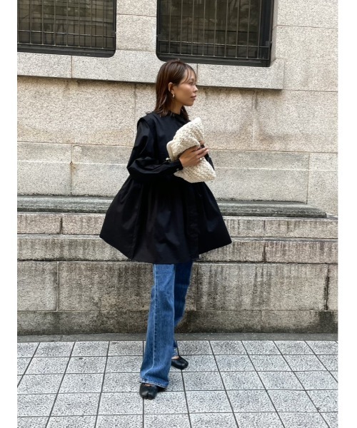 ulu（ウル）の「Stand collar tunic blouse（シャツ/ブラウス・レディース・ブラック/ベージュ・FREE）」の10枚目の写真