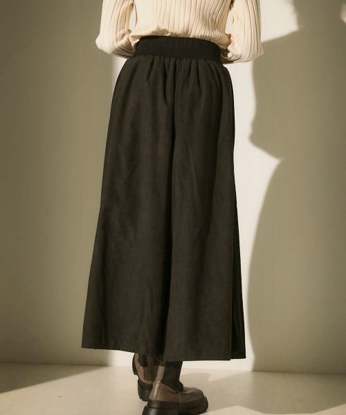 Bou Jeloud(ブージュルード)の「サイドプリーツワイドパンツ(その他パンツ・レディース・チャコールグレー/モカ・38)」の4枚目の写真