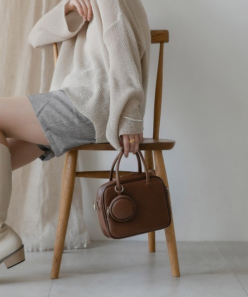 tukn.（トゥクン）の「ポーチ付き2wayスクエアショルダーバッグ（ショルダーバッグ・レディース・ブラック/ブラウン/キャメル/アイボリー・FREE）」の5枚目の写真