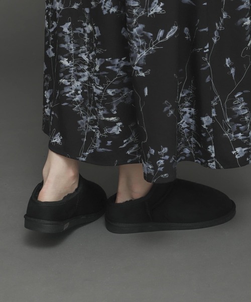 SENSE OF PLACE by URBAN RESEARCH(センスオブプレイスバイアーバンリサーチ)の「エコムートンサボシューズ(その他シューズ・レディース・ブラック/モカ・MEDIUM/LARGE/SMALL)」の6枚目の写真