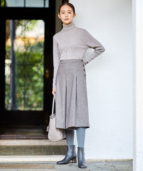 J.PRESS(ジェイプレス)の「【洗える】WORSTED CHINE WOOL ハイネック ニット(ニット/セーター・レディース・ダークブラウン系/ベージュ系/グレー系・T15/T13)」の4枚目の写真