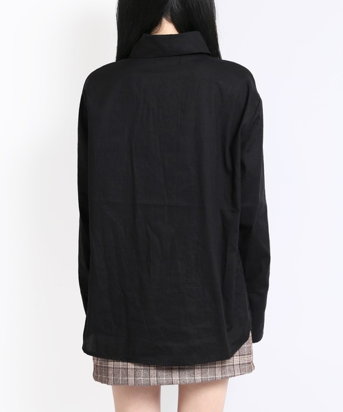 WC（ダブル シー）の「無地シャツ（シャツ/ブラウス・レディース・ホワイト/ブラック・FREE）」の3枚目の写真