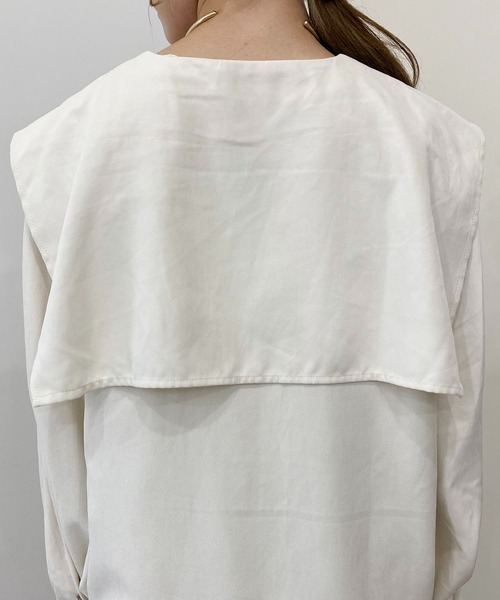 CAPRICIEUX LE'MAGE(カプリシューレマージュ)の「スクエアカラーシャツ(シャツ/ブラウス・レディース・グリーン/チャコールグレー/オフホワイト・FREE)」の9枚目の写真