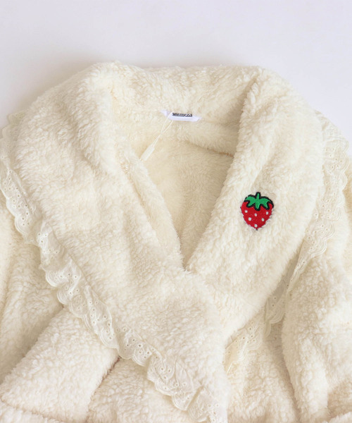 OSYAREVO（オシャレボ）の「ドッキングレース ボアニットガウン ルームウェア（ガウン/バスローブ・レディース・ホワイト・FREE）」の8枚目の写真