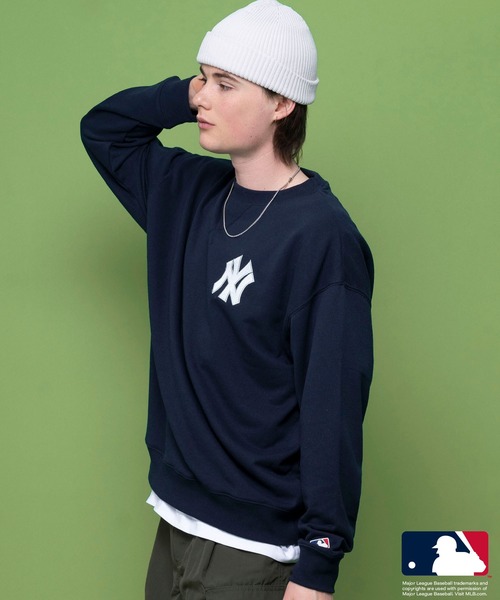 MLB（メジャーリーグベースボール）の「【MLB/メジャーリーグベースボール】ビックシルエット ロゴ刺繍 ドロップショルダー スウェット トレーナー 裏毛/ヤンキース/ドジャース/エンゼルス/オークランドアスレチックス/ホワイトソックス/メッツ（スウェット・メンズ・ネイビー/グレー/レッド/ブルー/グレー系その他/ホワイト系/ブラック系/ネイビー系/グレー系/ワイン系・LL/M/L）」の16枚目の写真