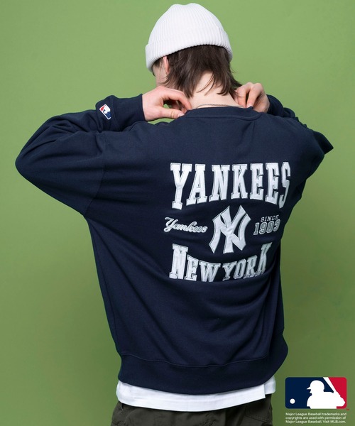 MLB（メジャーリーグベースボール）の「【MLB/メジャーリーグベースボール】ビックシルエット ロゴ刺繍 ドロップショルダー スウェット トレーナー 裏毛/ヤンキース/ドジャース/エンゼルス/オークランドアスレチックス/ホワイトソックス/メッツ（スウェット・メンズ・ネイビー/グレー/レッド/ブルー/グレー系その他/ホワイト系/ブラック系/ネイビー系/グレー系/ワイン系・LL/M/L）」の17枚目の写真