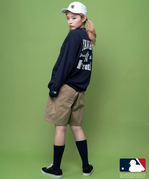 MLB（メジャーリーグベースボール）の「【MLB/メジャーリーグベースボール】ビックシルエット ロゴ刺繍 ドロップショルダー スウェット トレーナー 裏毛/ヤンキース/ドジャース/エンゼルス/オークランドアスレチックス/ホワイトソックス/メッツ（スウェット・メンズ・ネイビー/グレー/レッド/ブルー/グレー系その他/ホワイト系/ブラック系/ネイビー系/グレー系/ワイン系・LL/M/L）」の20枚目の写真