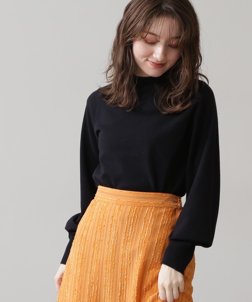 N.(N. Natural Beauty Basic)(エヌエヌナチュラルビューティーベーシック)の「◆飾りリブプレーティング天竺ニット(ニット/セーター・レディース・ブラック/グレー/ピンク/イエロー/クリーム・MEDIUM)」の2枚目の写真