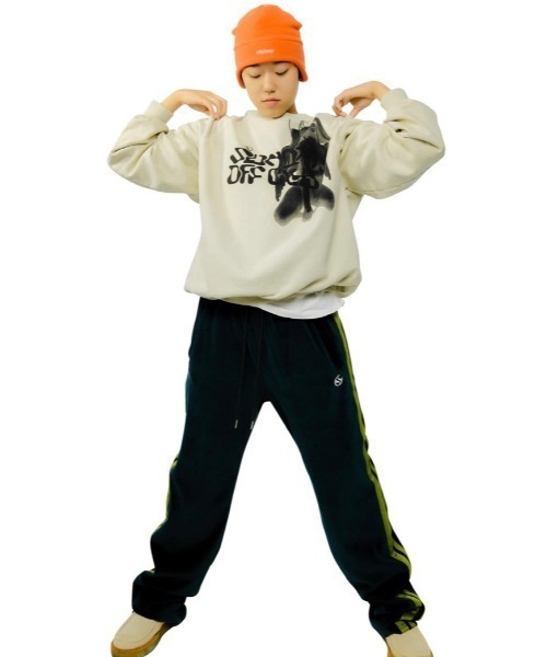 SUNDAYOFFCLUB（サンデイオフクラブ）の「【SUNDAY OFF CLUB/サンデーオフクラブ】3D Spiritual Girl Artwork Heavy Weight Fleece Raglan Sweatshirt アートワーク ラグラン スリーブ スウェット シャツ（スウェット・メンズ・ブラック/オートミール・M/L）」の11枚目の写真