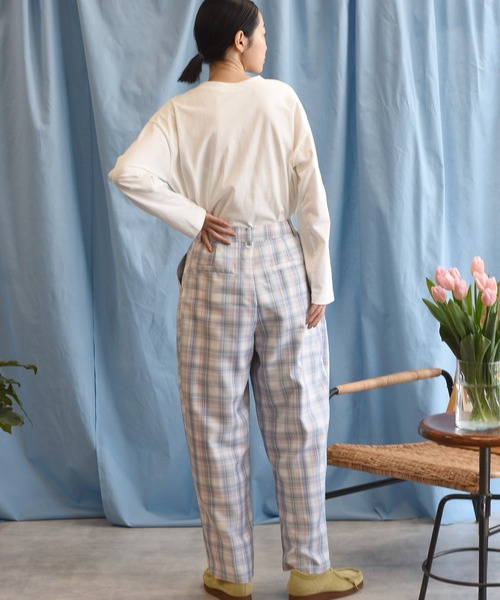 Alley by w closet(アリーバイダブルクローゼット)の「【Alley】【サイズ調整できる】チェックタックパンツ(スラックス・レディース・ピンク/ブルー・FREE)」の13枚目の写真