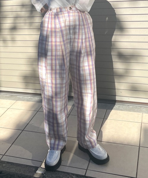 Alley by w closet(アリーバイダブルクローゼット)の「【Alley】【サイズ調整できる】チェックタックパンツ(スラックス・レディース・ピンク/ブルー・FREE)」の9枚目の写真