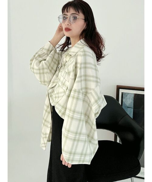 GYDA（ジェイダ）の「【WEB限定】LOOSEチェックシャツ（シャツ/ブラウス・レディース・ベージュ/オフホワイト/ミント・FREE）」の13枚目の写真