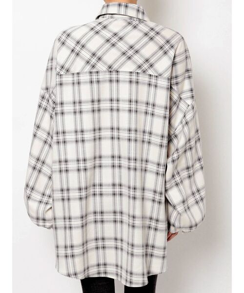 GYDA（ジェイダ）の「【WEB限定】LOOSEチェックシャツ（シャツ/ブラウス・レディース・ベージュ/オフホワイト/ミント・FREE）」の22枚目の写真
