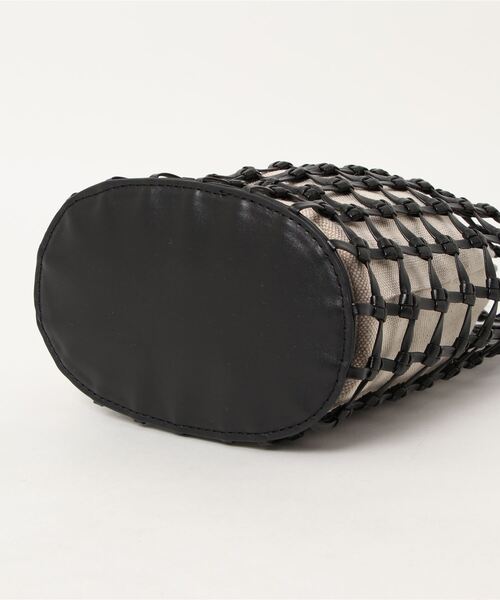 AULI（アウリィ）の「巾着付メッシュワンショルダー（ショルダーバッグ・レディース・ブラック/イエロー/アイボリー・FREE）」の20枚目の写真