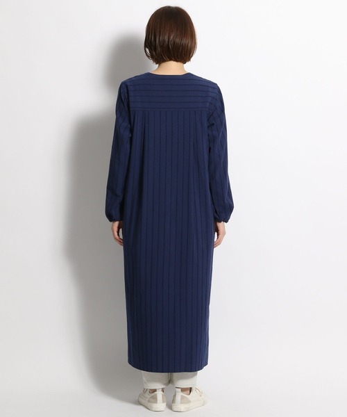 niko and...（ニコアンド）の「付け襟レイヤードワンピース（ワンピース・レディース・ネイビー/ピンク/アイボリー・FREE）」の7枚目の写真