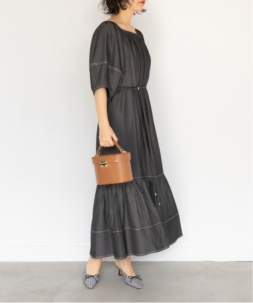 RANDA(ランダ)の「2WAYデニムライクワンピース(ワンピース・レディース・ブラック/ベージュ/インディゴブルー・1/0)」の5枚目の写真