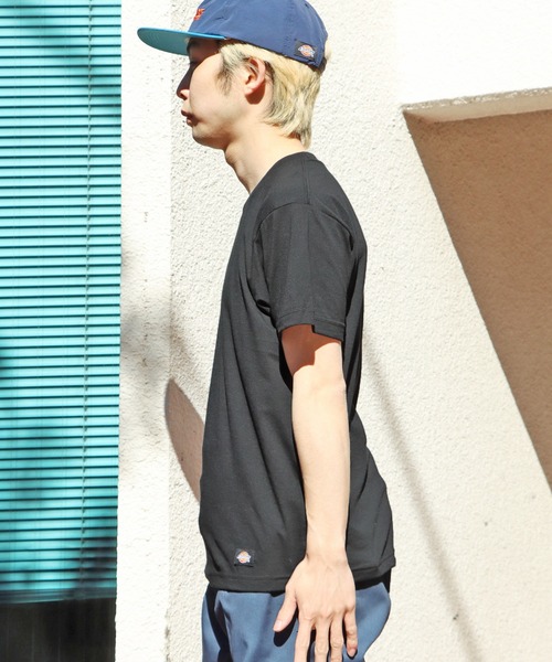 Dickies(ディッキーズ)の「Dickies/ディッキーズ innner T-shirt インナー 半袖Tシャツ(Tシャツ/カットソー・メンズ・ホワイト/ブラック・L/LL/M)」の3枚目の写真