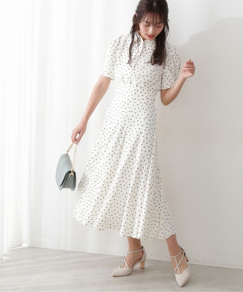 PROPORTION BODY DRESSING(プロポーションボディドレッシング)の「【美人百花5月号掲載 宇垣美里さん着用商品】ドットフレアマチハイウエストスカート / 1212120401(スカート・レディース・ブラック/ホワイト系その他・SMALL/MEDIUM)」の1枚目の写真