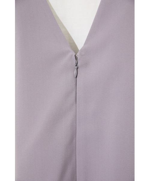 rienda（リエンダ）の「Vネックショートロンパース（つなぎ/オールインワン・レディース・ブラック/ベージュ/パープル・FREE）」の5枚目の写真