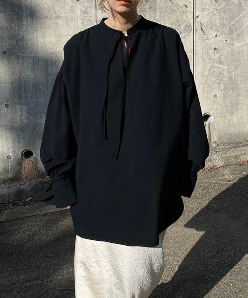 y/m by RIKA（イムバイリカ）の「キーネックチュニック（シャツ/ブラウス・レディース・ブラック/ホワイト・FREE）」の21枚目の写真