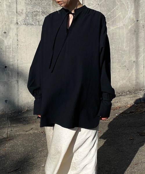 y/m by RIKA（イムバイリカ）の「キーネックチュニック（シャツ/ブラウス・レディース・ブラック/ホワイト・FREE）」の16枚目の写真