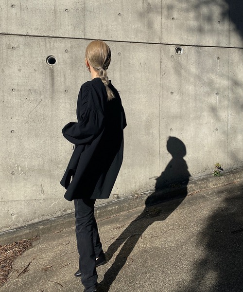 y/m by RIKA（イムバイリカ）の「キーネックチュニック（シャツ/ブラウス・レディース・ブラック/ホワイト・FREE）」の7枚目の写真