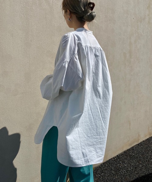 y/m by RIKA（イムバイリカ）の「キーネックチュニック（シャツ/ブラウス・レディース・ブラック/ホワイト・FREE）」の13枚目の写真