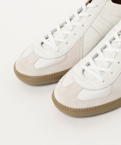 International Gallery BEAMS(インターナショナルギャラリービームス)の「REPRODUCTION OF FOUND / ジャーマントレーナー(その他シューズ・メンズ・ホワイト・44/43/41/42/40)」の2枚目の写真