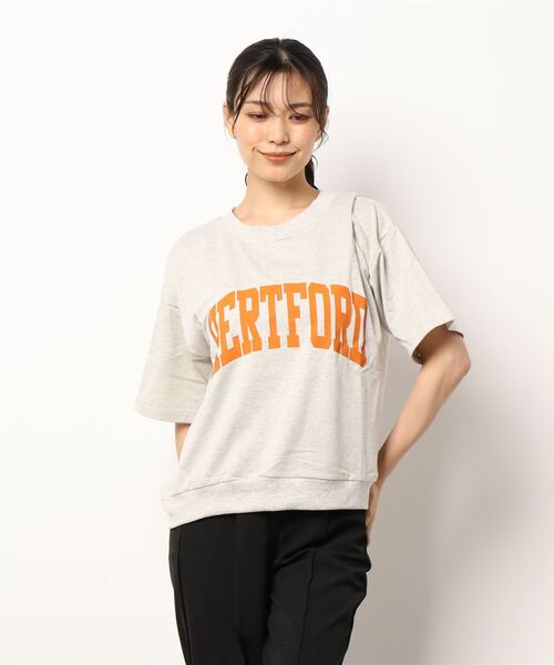 KOBE LETTUCE(コウベレタス)の「ミニ裏毛ロゴトップス(スウェット・レディース・グリーン/ピンク/ダークブラウン/オフホワイト/ブラック/グレー系・FREE)」の12枚目の写真