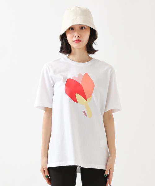 eyeye(アイアイ)の「eyeye/FLOWER PRINT T 2935079(Tシャツ/カットソー・レディース・ブラック/ホワイト・FREE)」の4枚目の写真