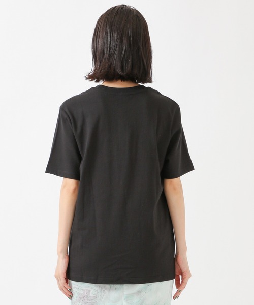 eyeye(アイアイ)の「eyeye/FLOWER PRINT T 2935079(Tシャツ/カットソー・レディース・ブラック/ホワイト・FREE)」の8枚目の写真