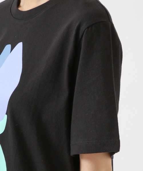 eyeye(アイアイ)の「eyeye/FLOWER PRINT T 2935079(Tシャツ/カットソー・レディース・ブラック/ホワイト・FREE)」の10枚目の写真