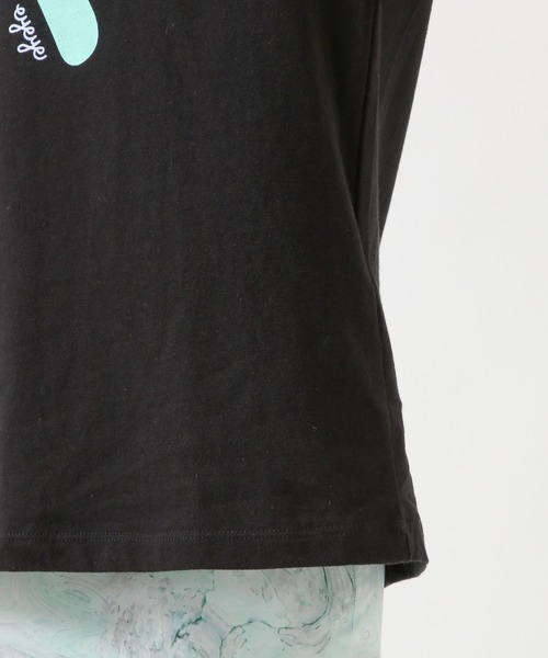 eyeye(アイアイ)の「eyeye/FLOWER PRINT T 2935079(Tシャツ/カットソー・レディース・ブラック/ホワイト・FREE)」の11枚目の写真