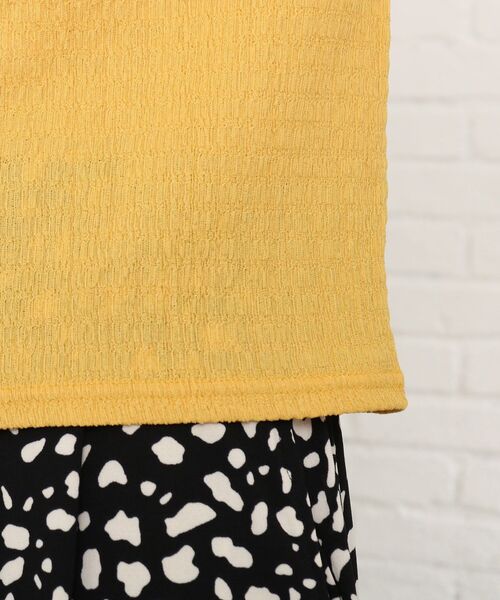 Cutie Blonde(キューティーブロンド)の「◆【S-L】タテシワクループルオーバー(Tシャツ/カットソー・レディース・オフホワイト/イエロー/ブラック・03/02/01)」の9枚目の写真