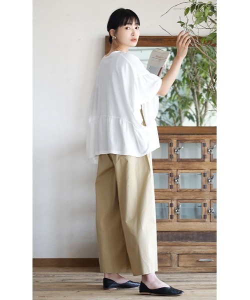 e-zakkamania stores（イーザッカマニアストアーズ）の「フリル スクエアポンチョ プルオーバー（Tシャツ/カットソー・レディース・ブルーグリーン/ホワイト/ブラック・M）」の14枚目の写真