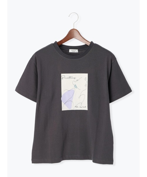 Te chichi TERRASSE(テチチテラス)の「ドローイングアートプリントTシャツ(Tシャツ/カットソー・レディース・ベージュ/オフホワイト/チャコール・フリ-)」の3枚目の写真